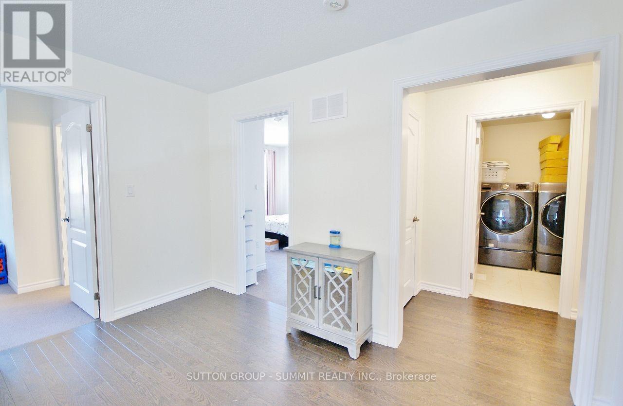 174 Stevenson Crescent Property Photo 22