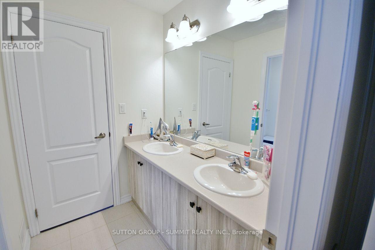 174 Stevenson Crescent Property Photo 26