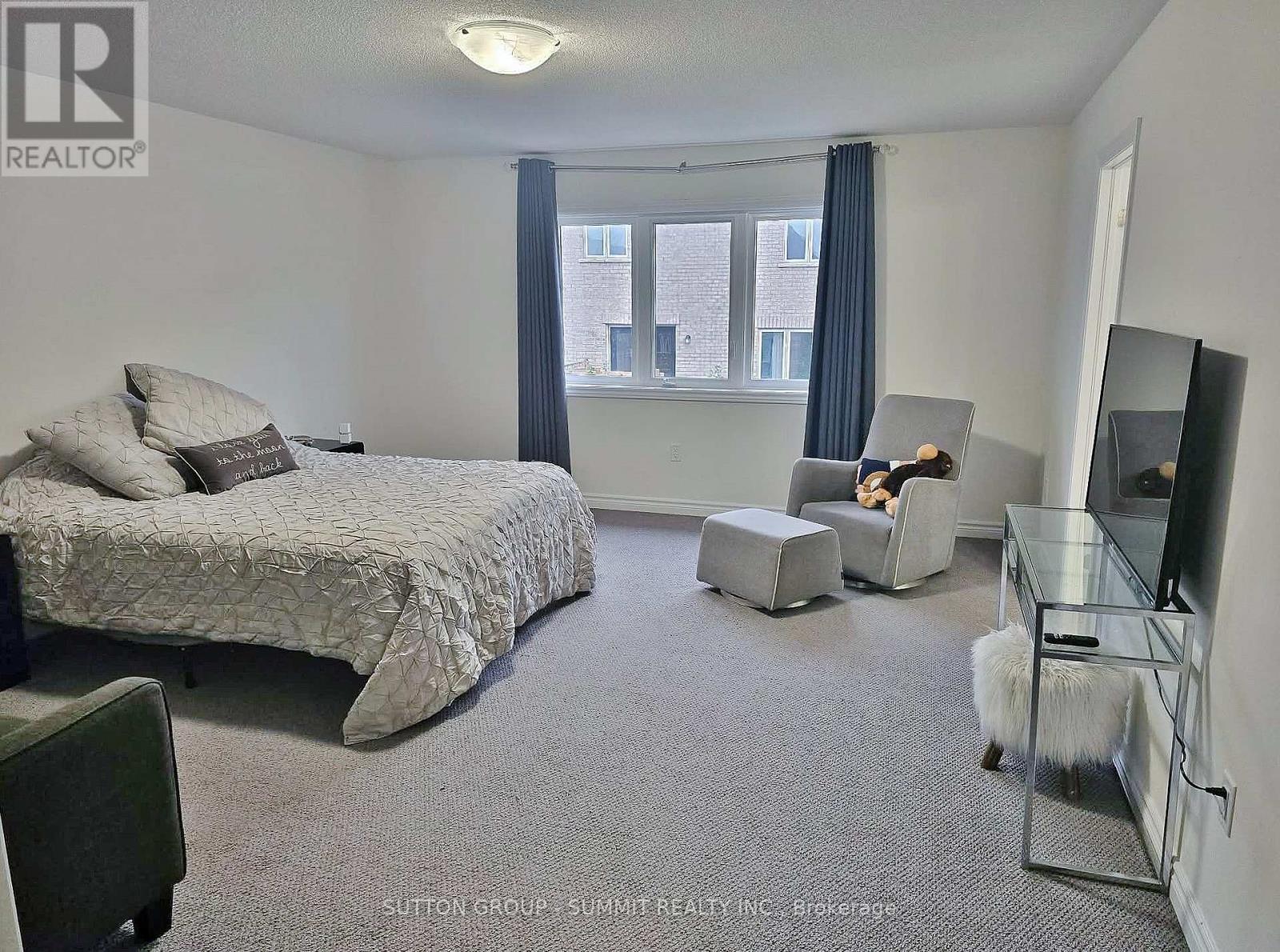 174 Stevenson Crescent Property Photo 37