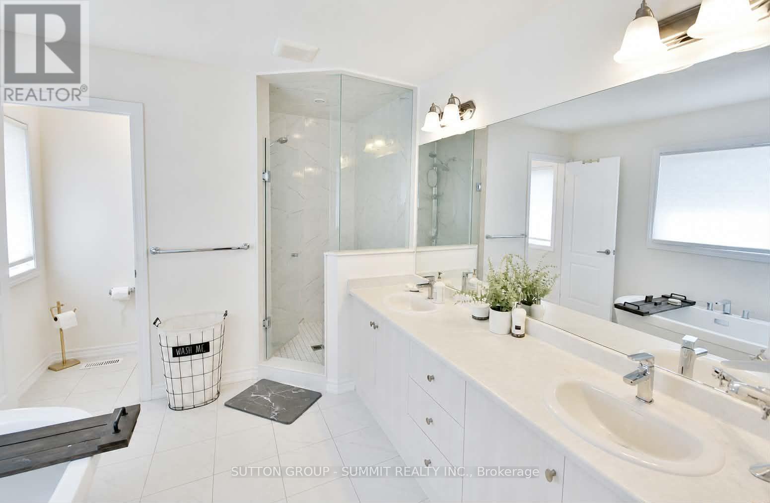174 Stevenson Crescent Property Photo 40