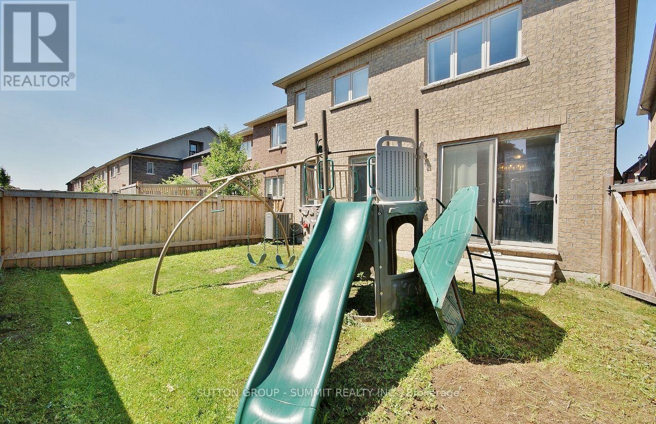 174 Stevenson Crescent Property Photo 44