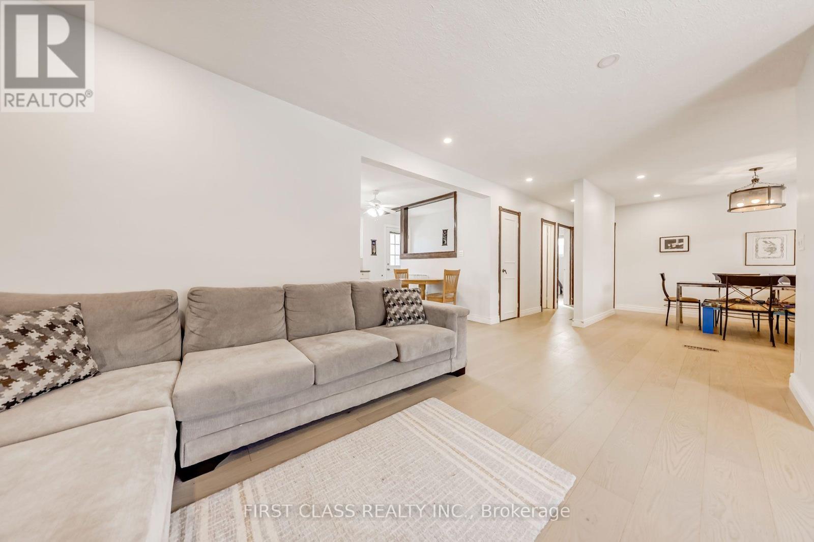39 Seaton Drive Property Photo 5