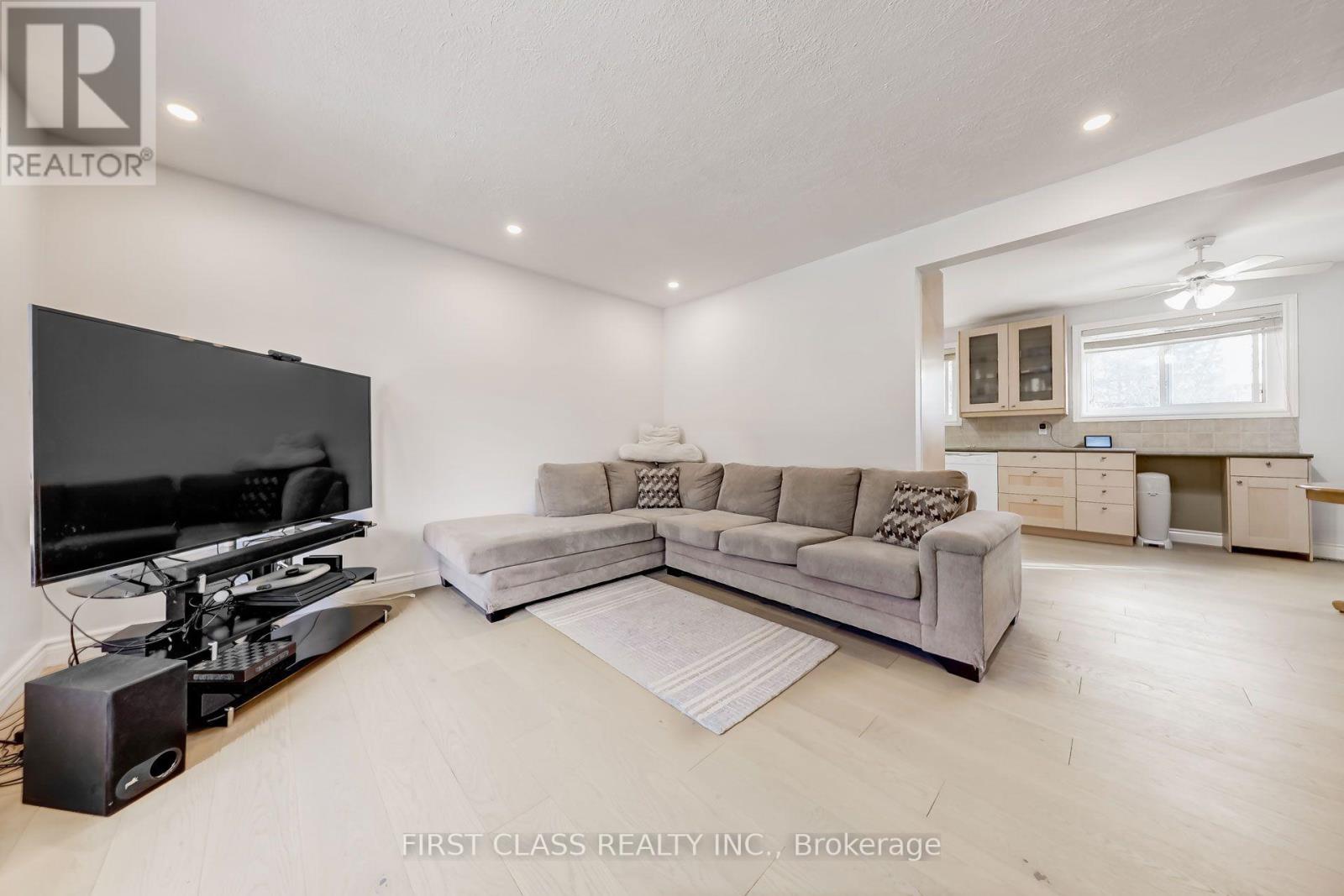 39 Seaton Drive Property Photo 10