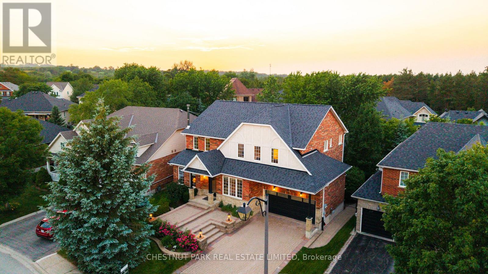 8 Cyril Richardson Court Property Photo 4
