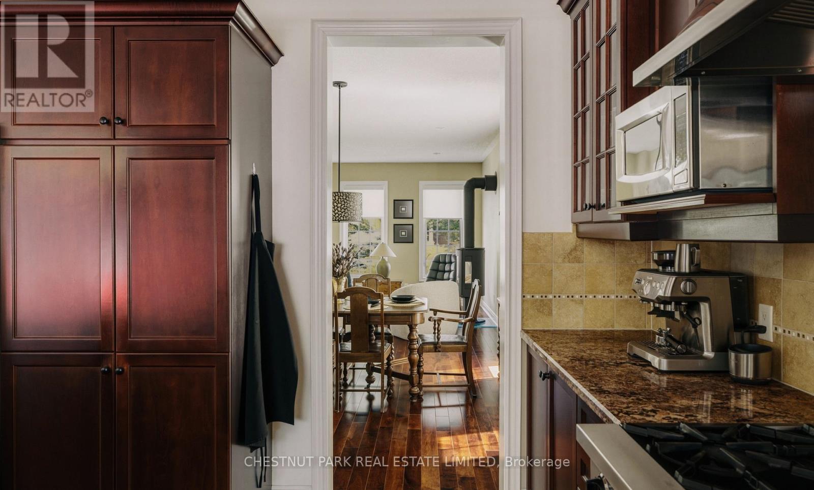 8 Cyril Richardson Court Property Photo 17