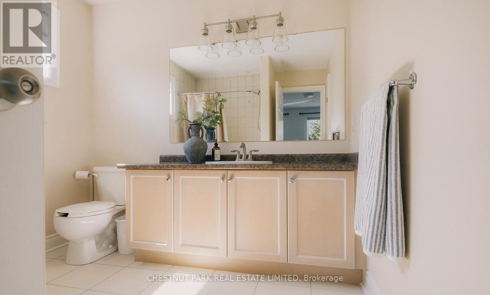8 Cyril Richardson Court Property Photo 31