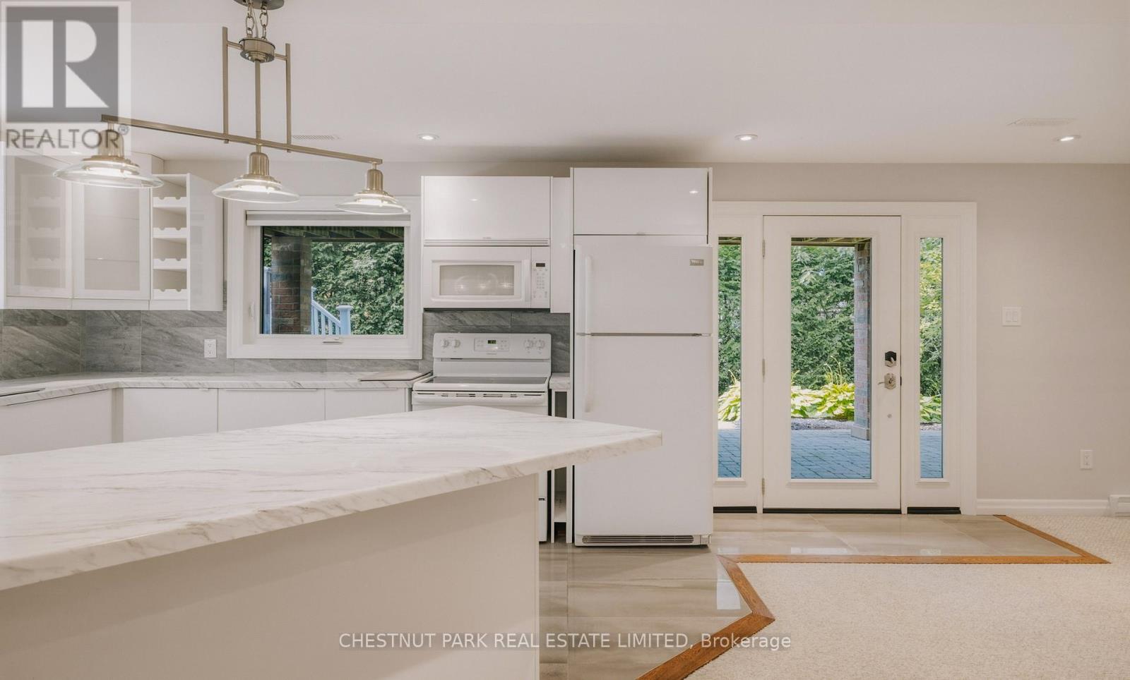 8 Cyril Richardson Court Property Photo 36