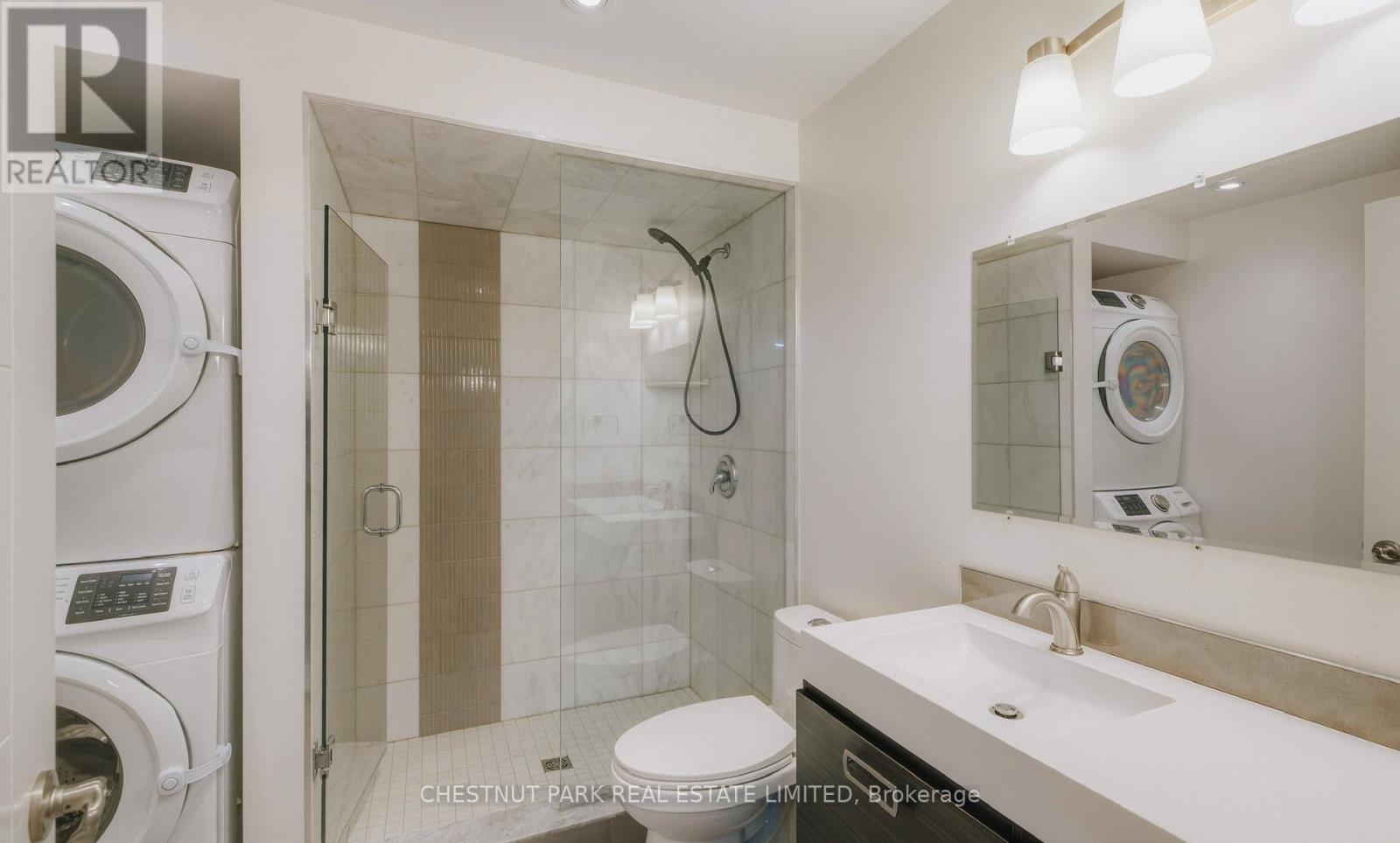 8 Cyril Richardson Court Property Photo 40