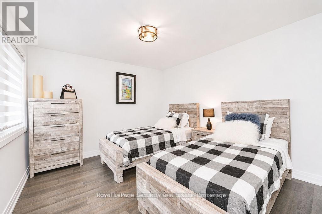 6348 6th Line Property Photo 14