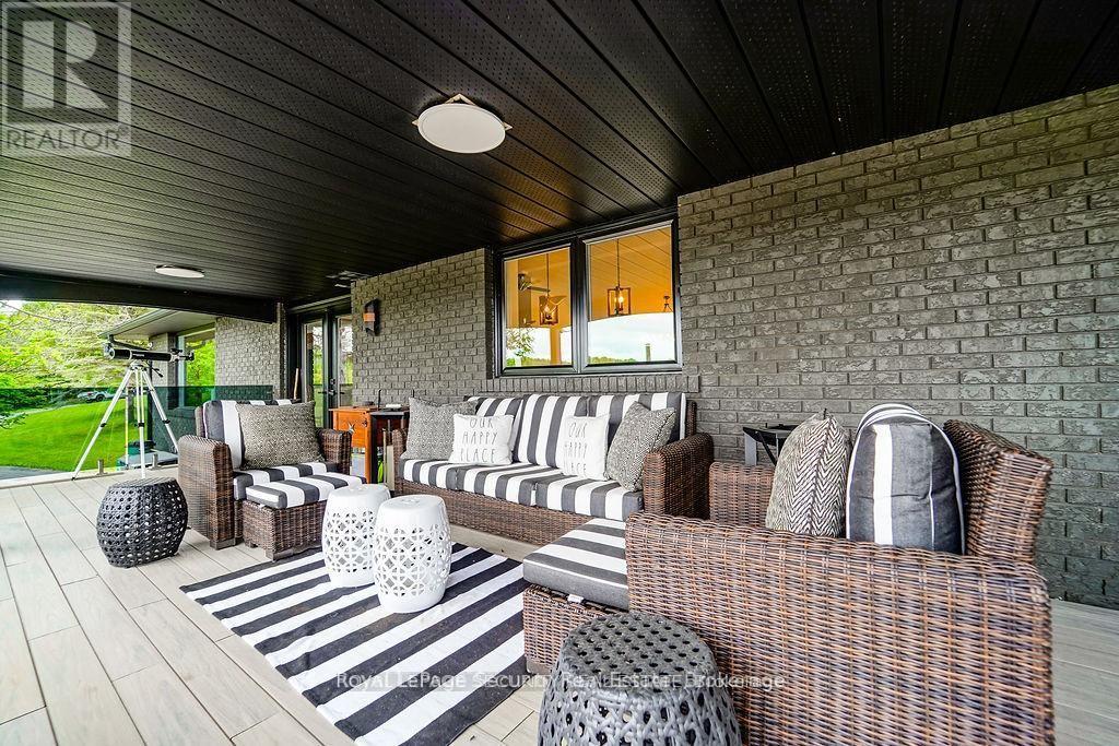 6348 6th Line Property Photo 36