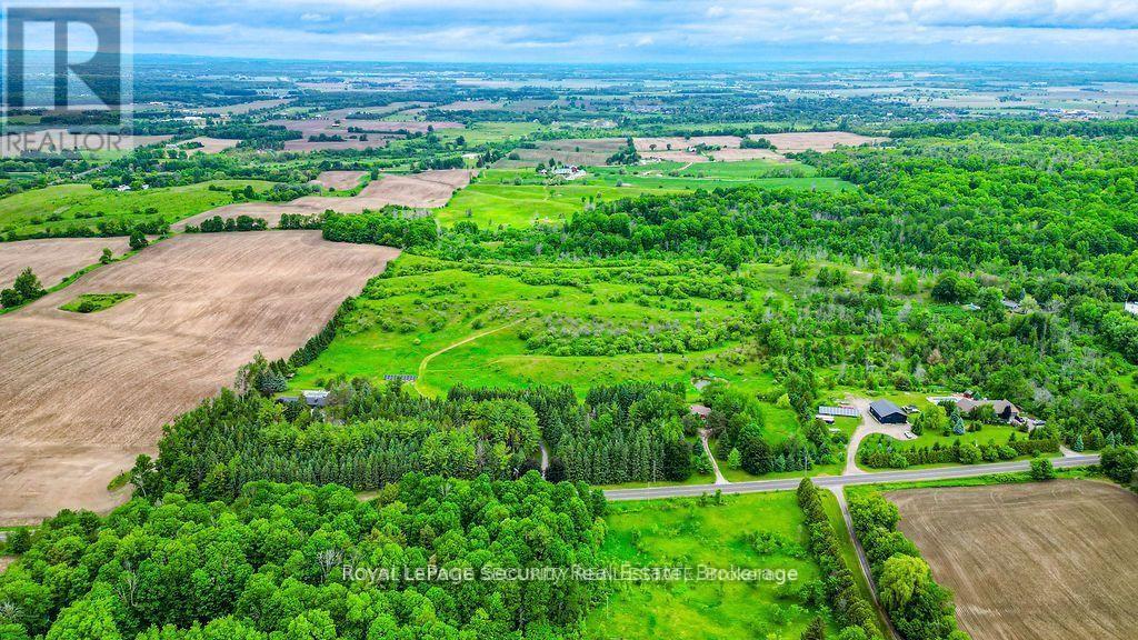 6348 6th Line Property Photo 37