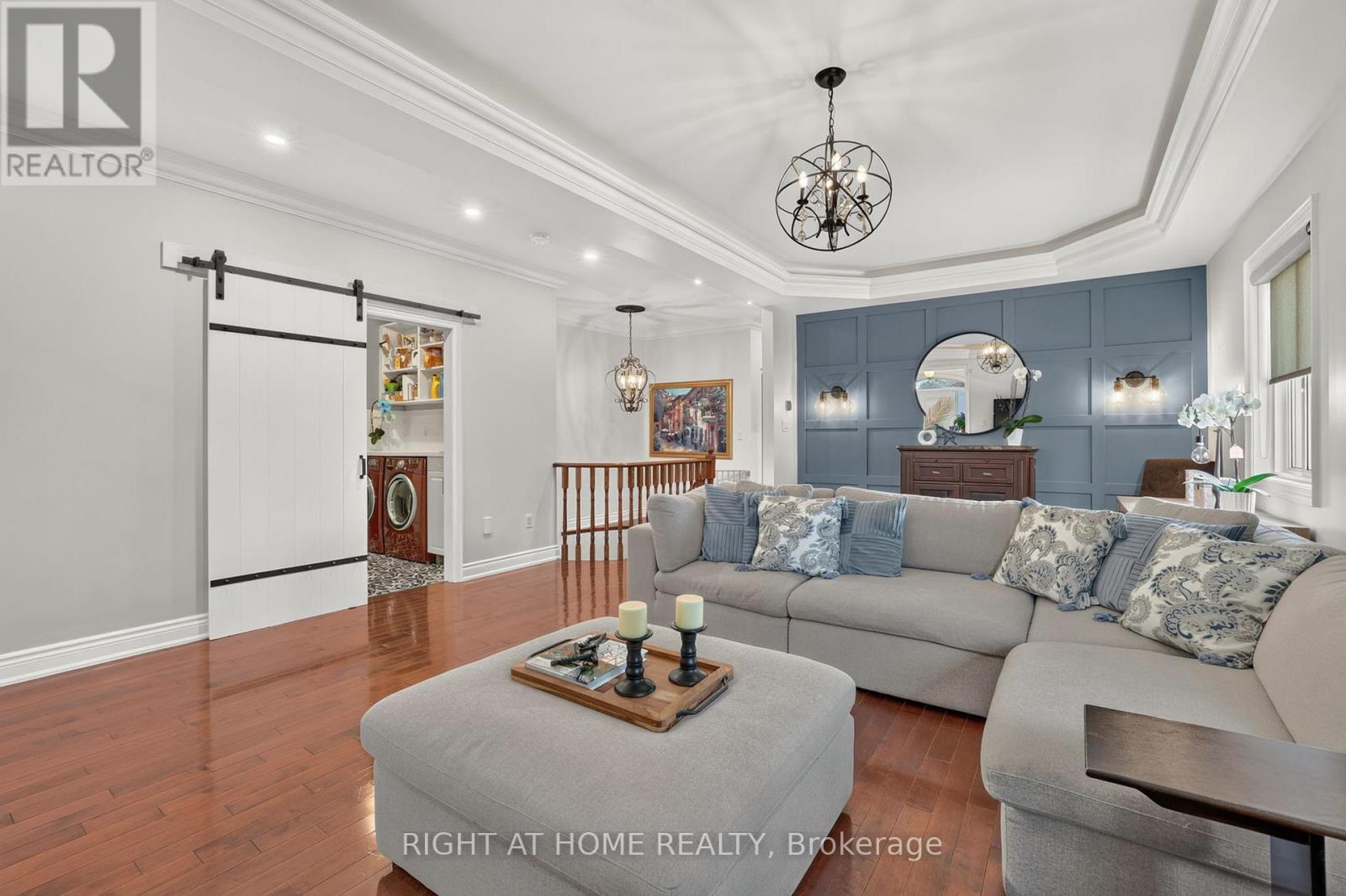 66 Sanremo Court Property Photo 6