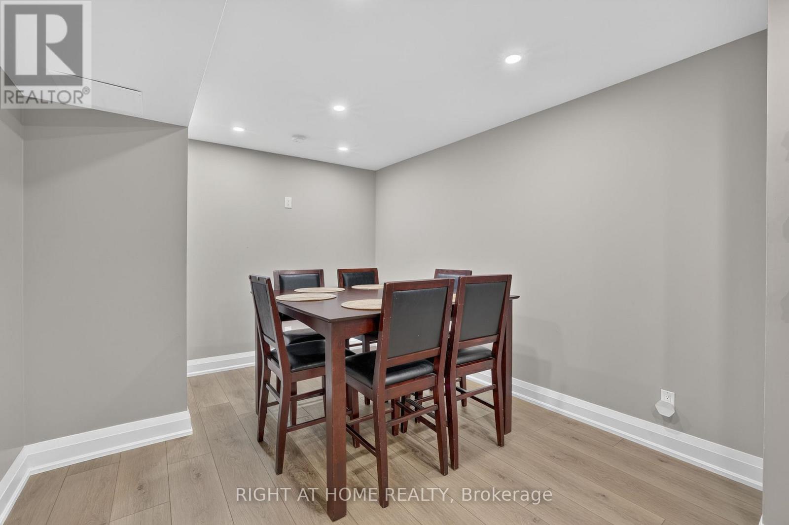 66 Sanremo Court Property Photo 24