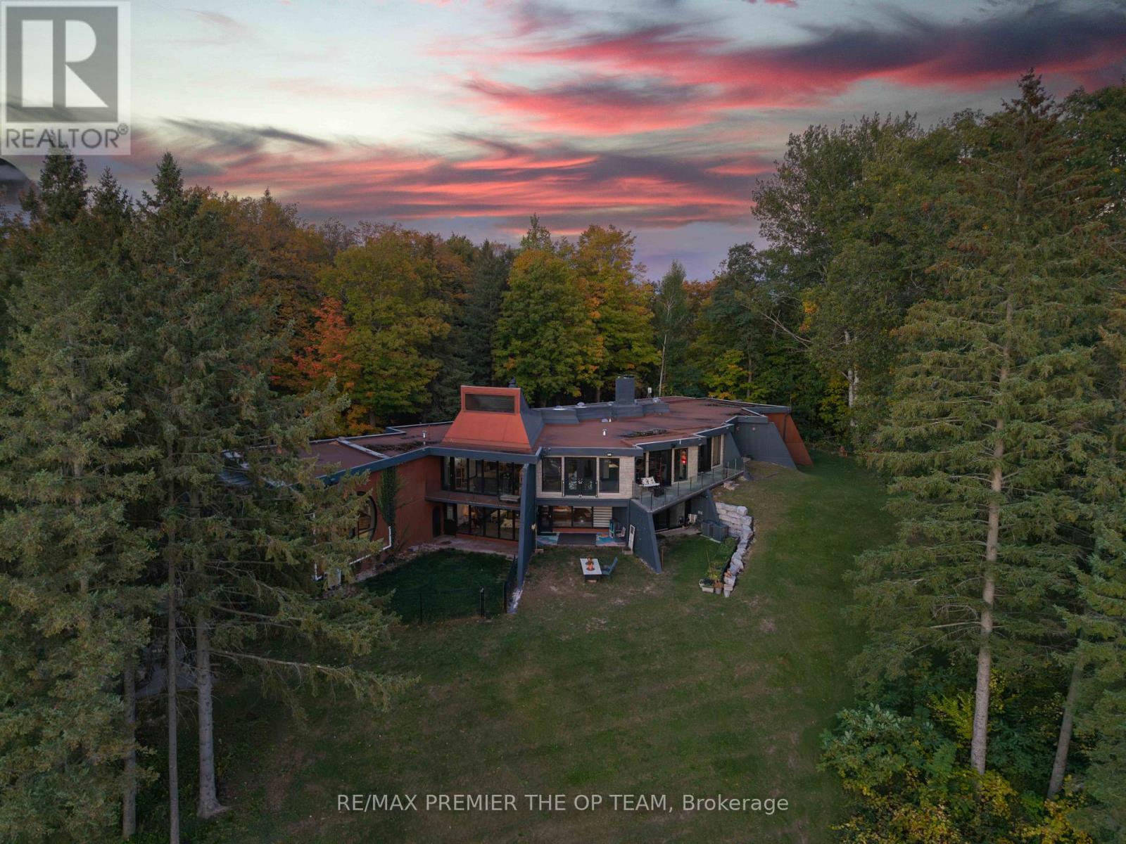 13280 7th Concession Property Photo 1