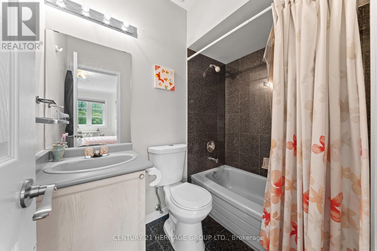 48 Carlyle Crescent Property Photo 33