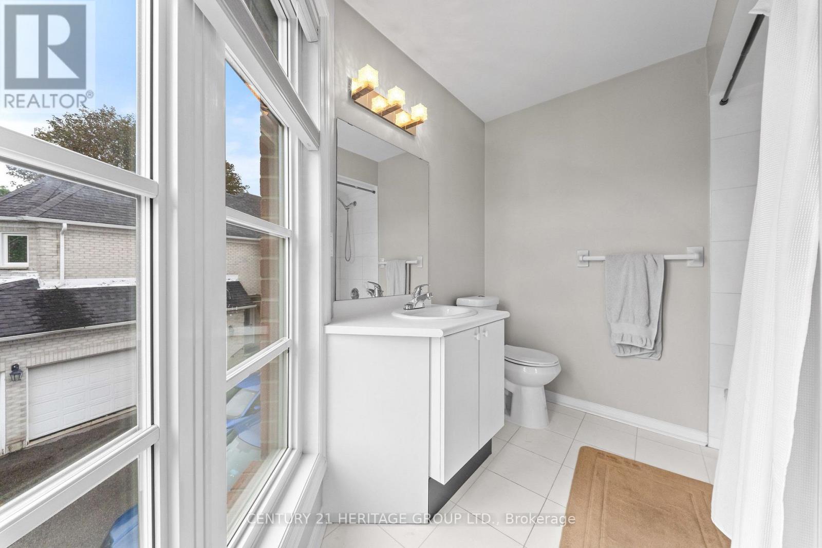 48 Carlyle Crescent Property Photo 38