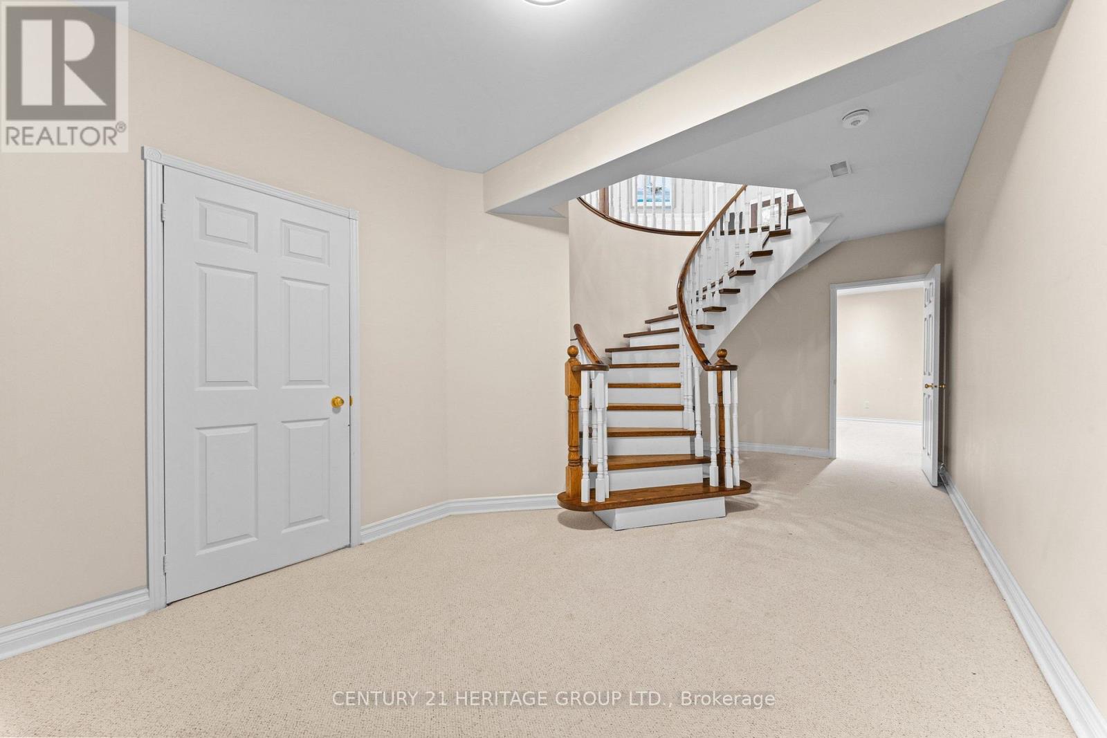 48 Carlyle Crescent Property Photo 39