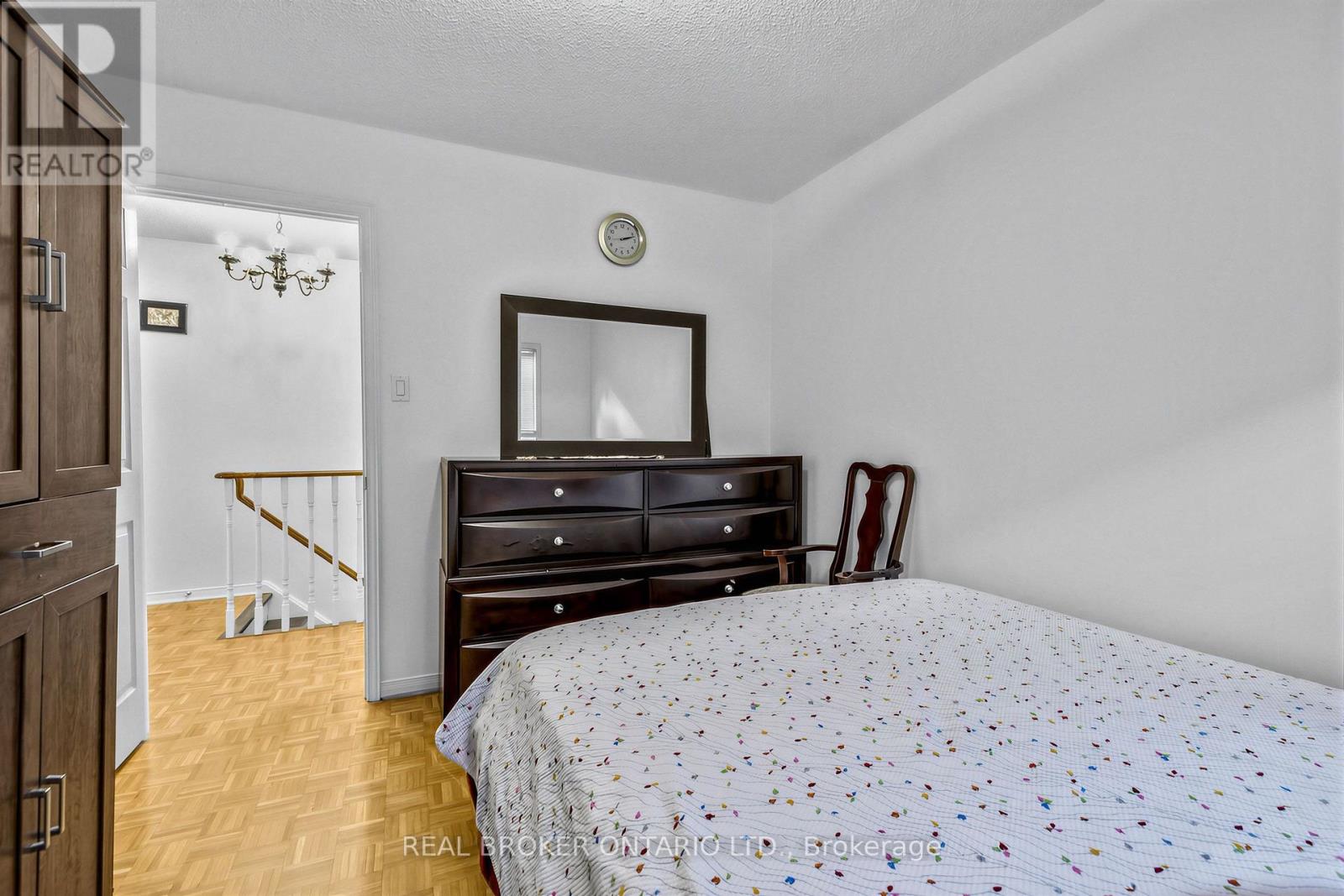 26 White Boulevard Property Photo 23