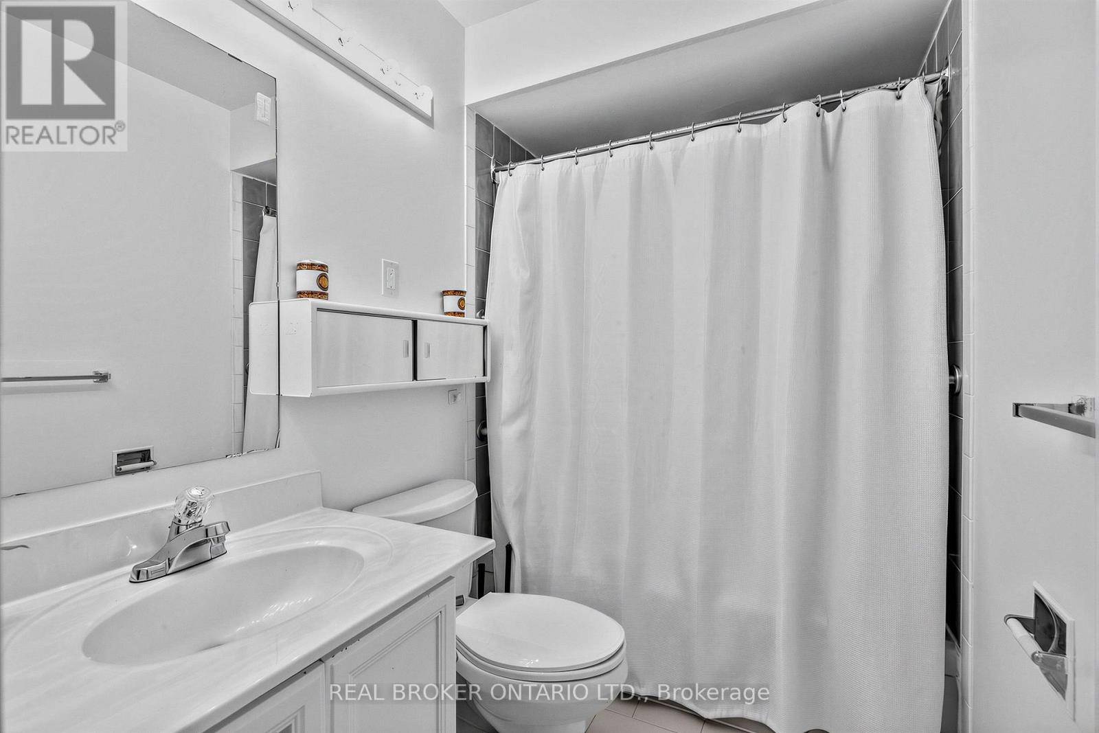 26 White Boulevard Property Photo 26
