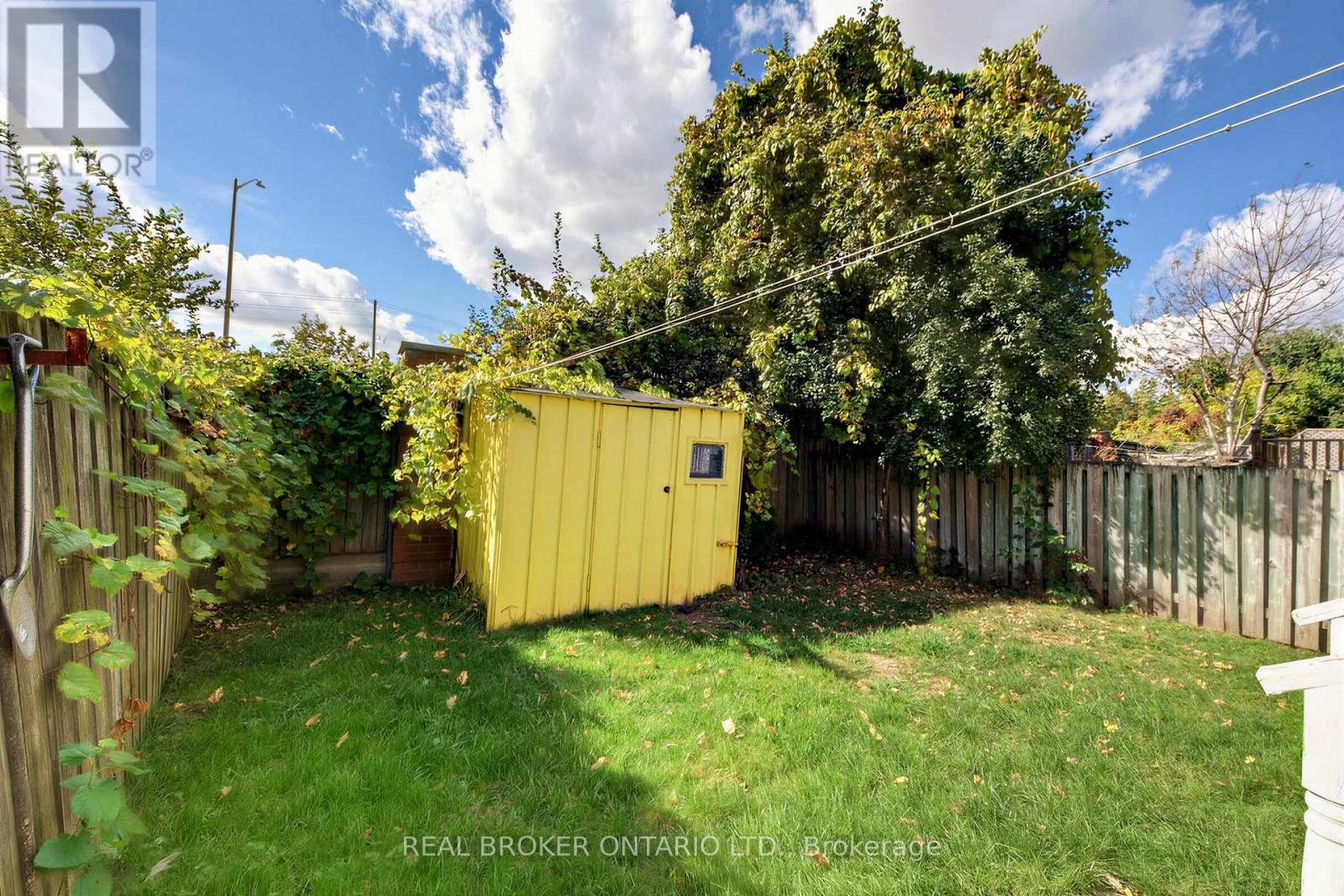 26 White Boulevard Property Photo 36