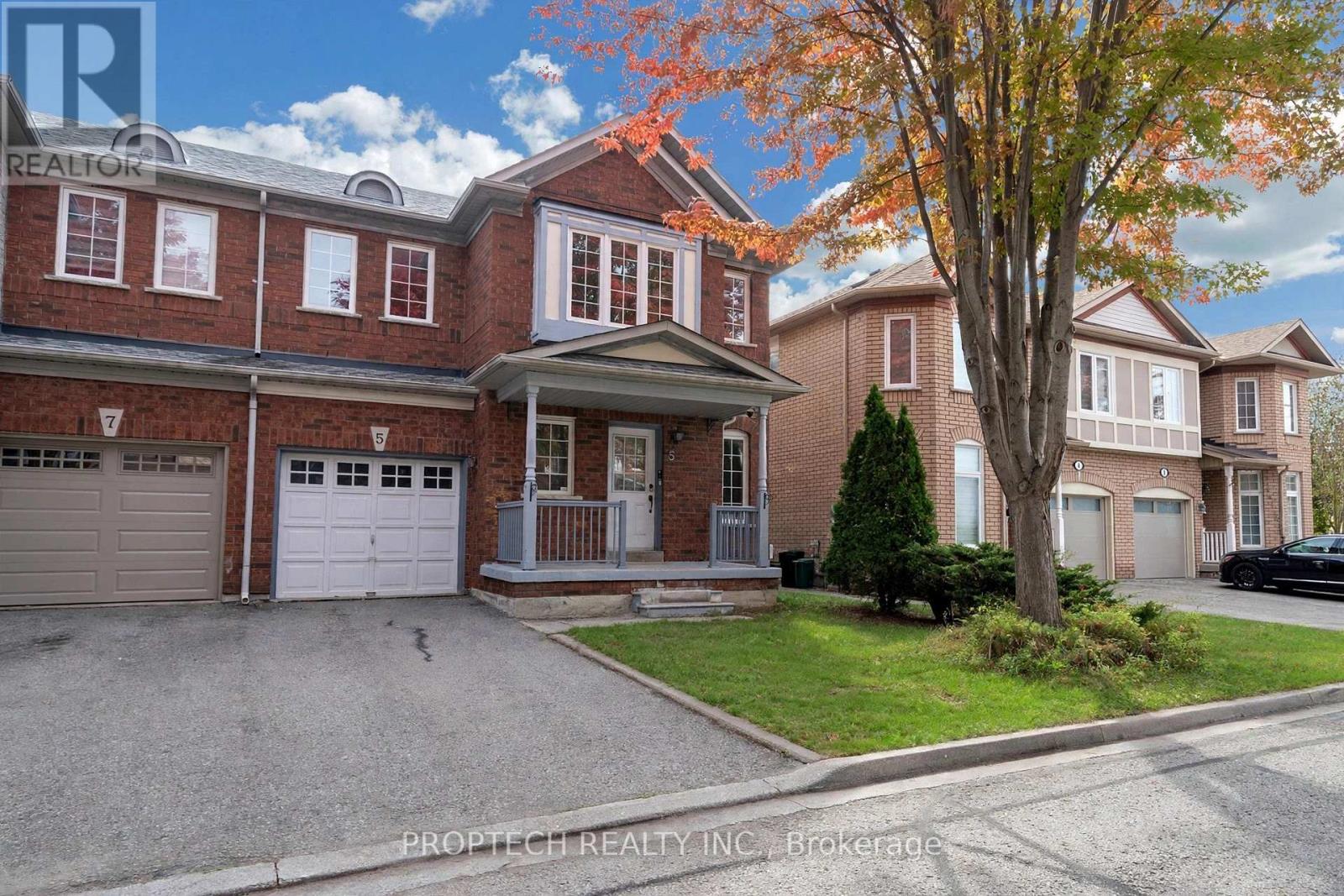 5 Hartwell Place Property Photo 2