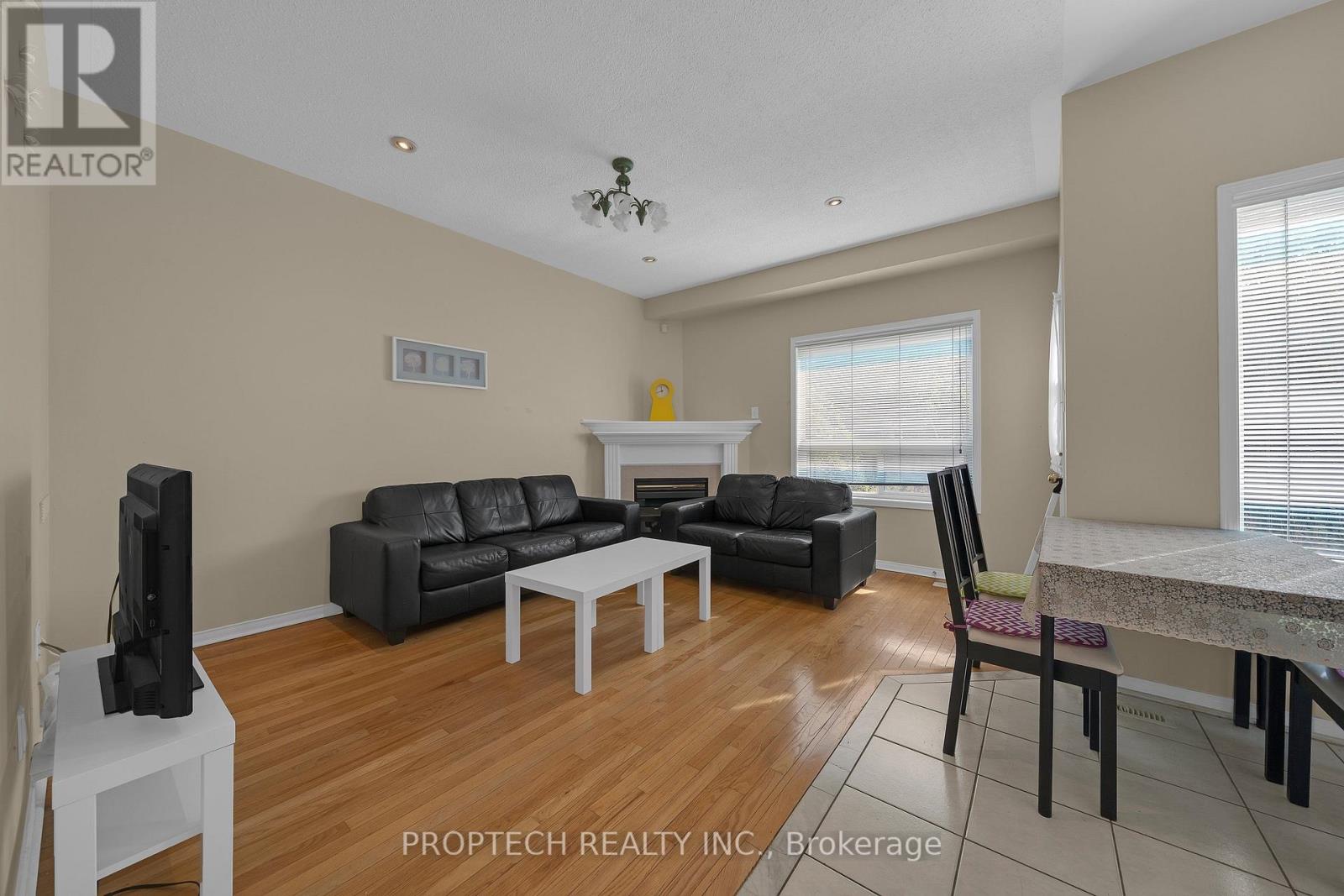 5 Hartwell Place Property Photo 8