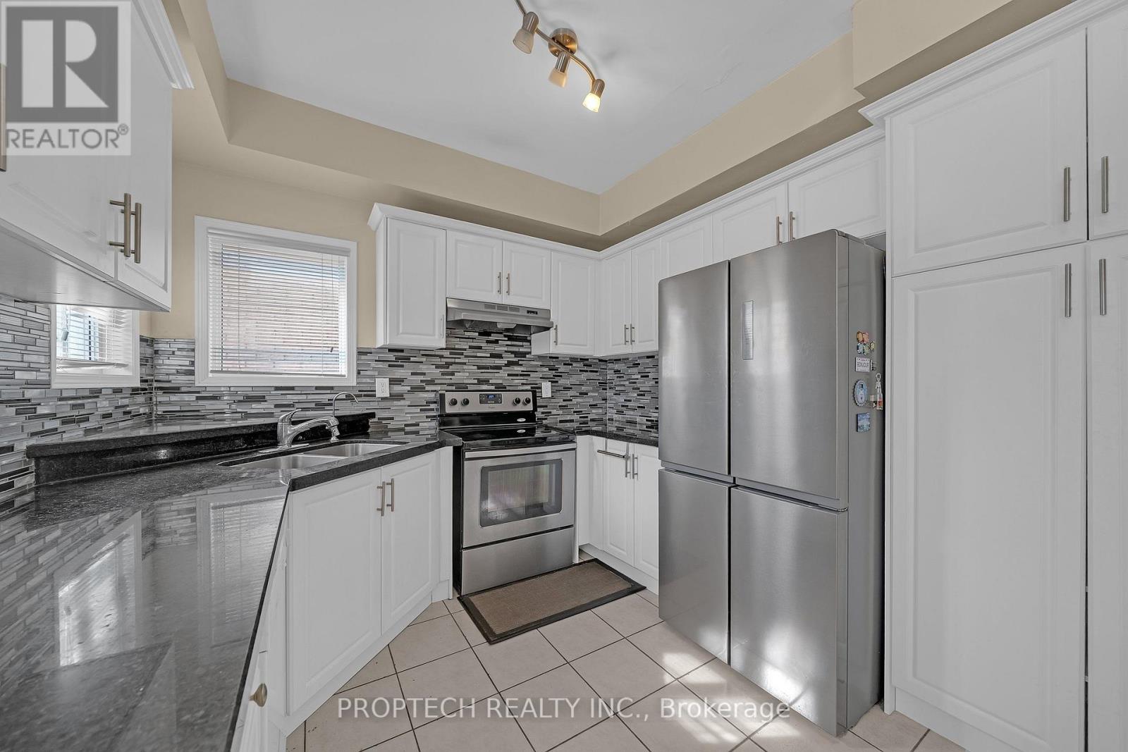 5 Hartwell Place Property Photo 12