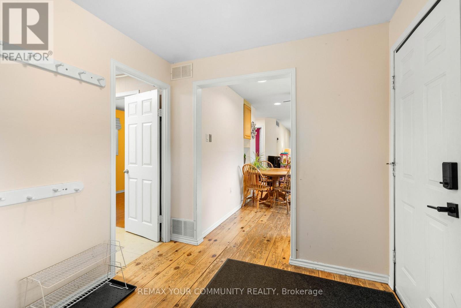 69 Virginia Boulevard Property Photo 6