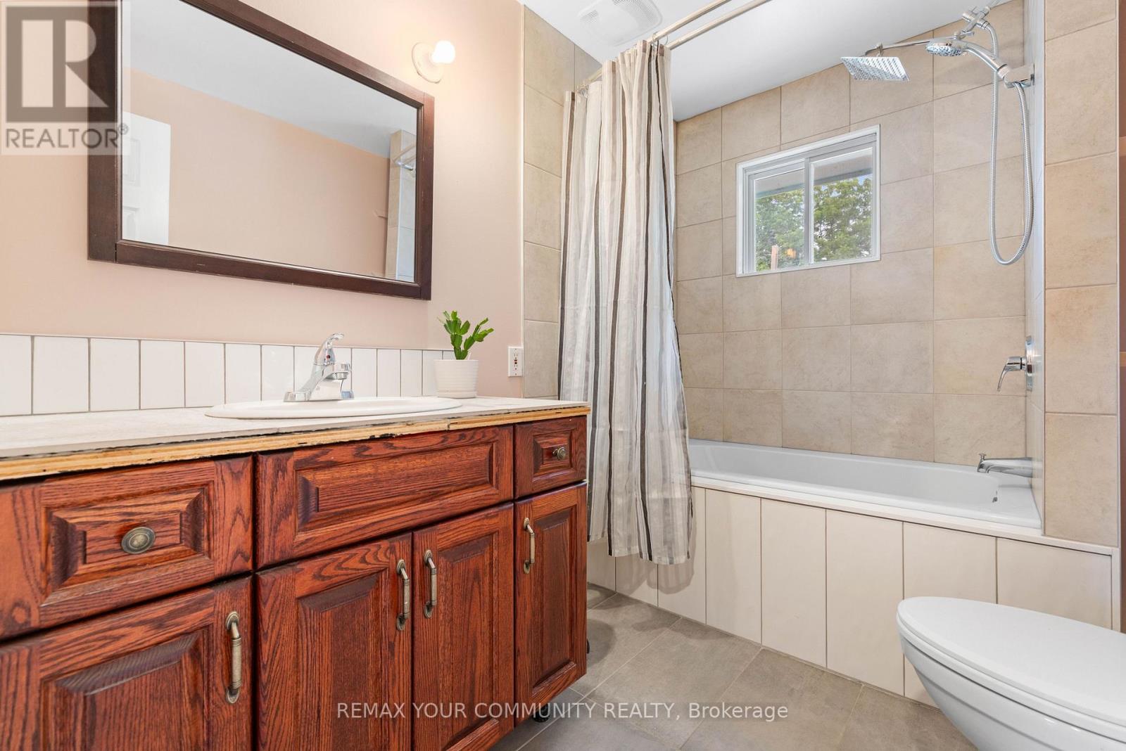 69 Virginia Boulevard Property Photo 11