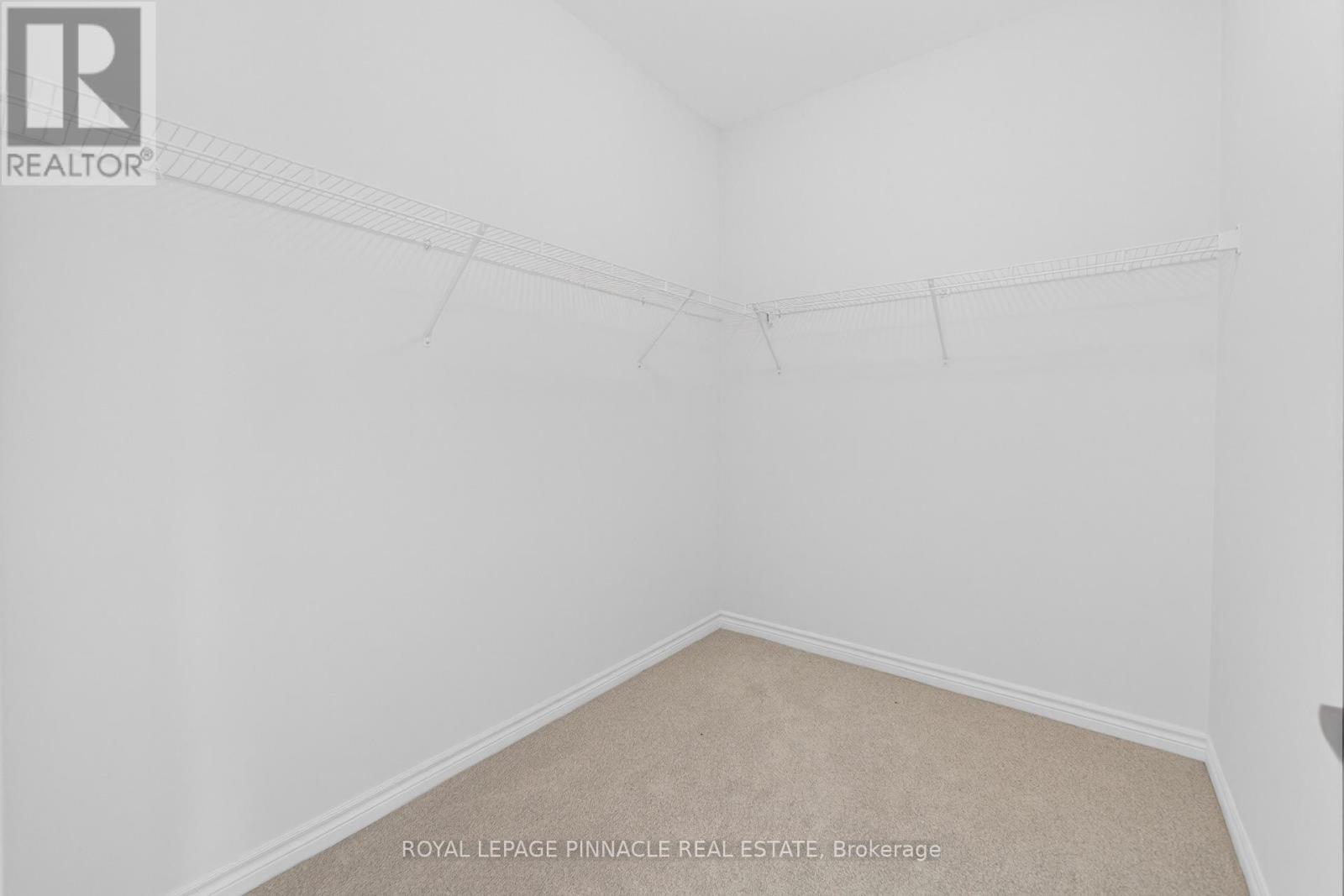 69 Inverary Crescent Property Photo 44