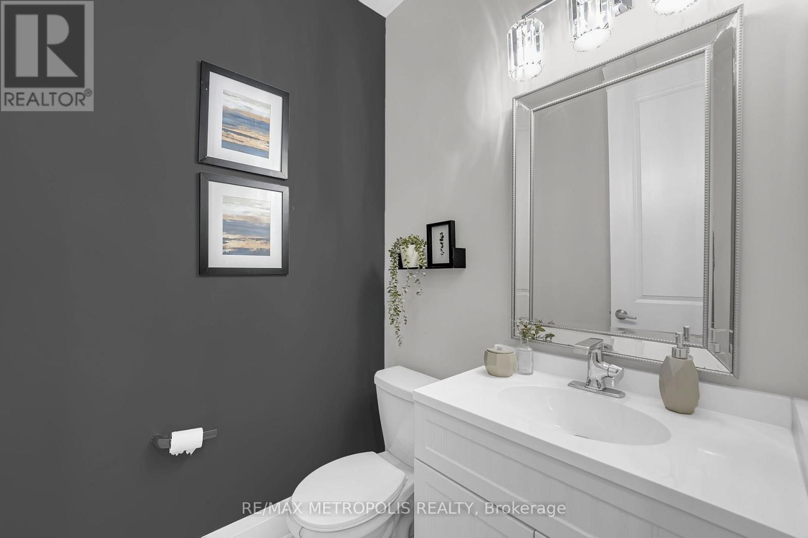 783 Green Street Property Photo 11