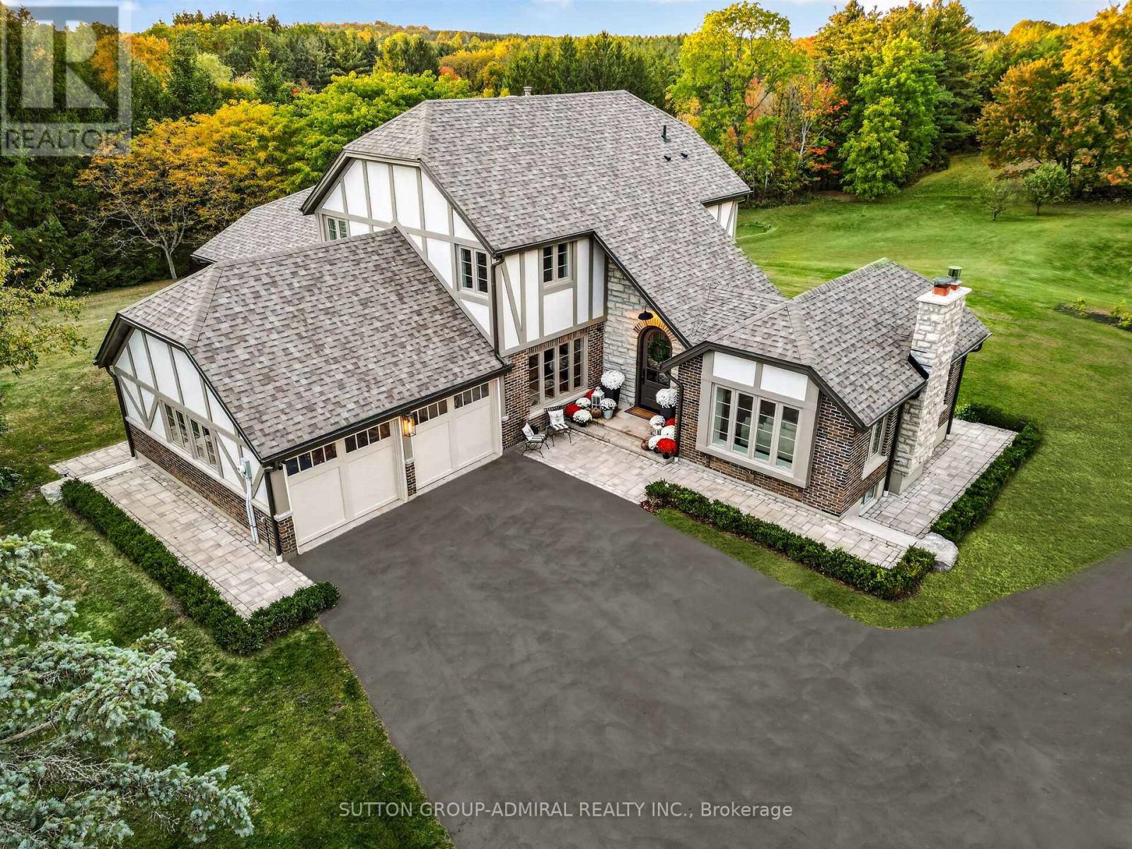 8400 19TH SIDEROAD Property Image