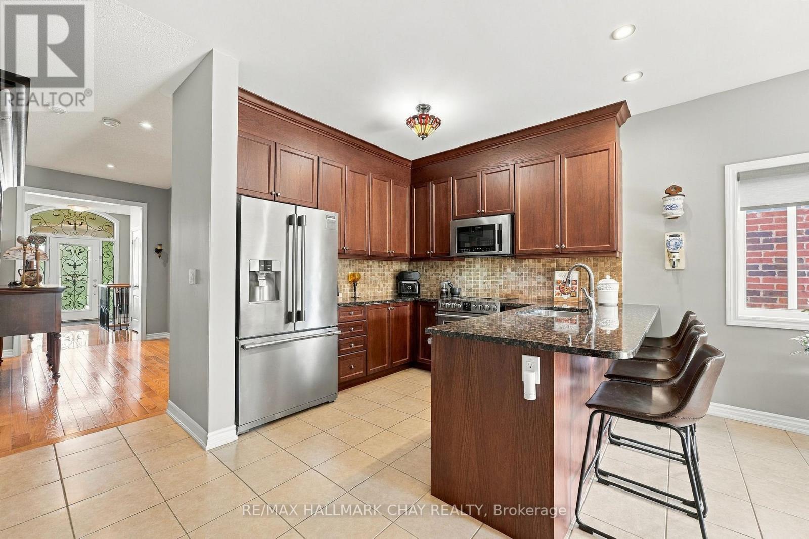 171 Gold Park Gate Property Photo 4