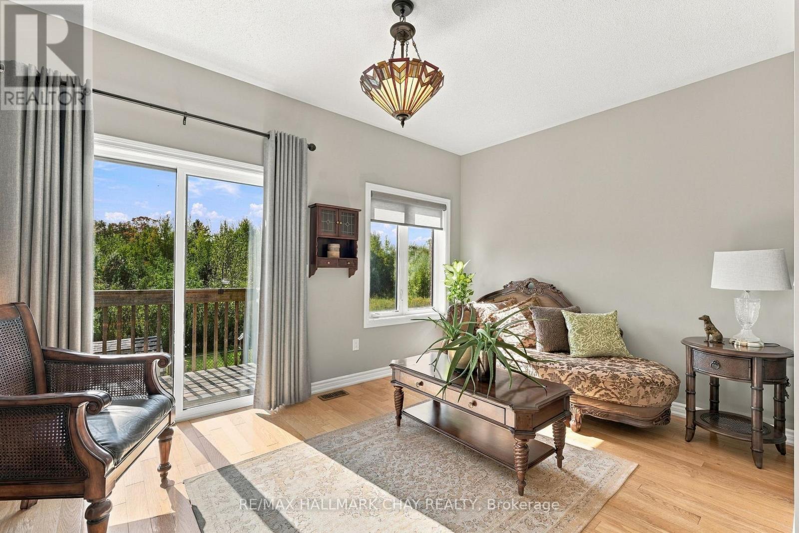171 Gold Park Gate Property Photo 8