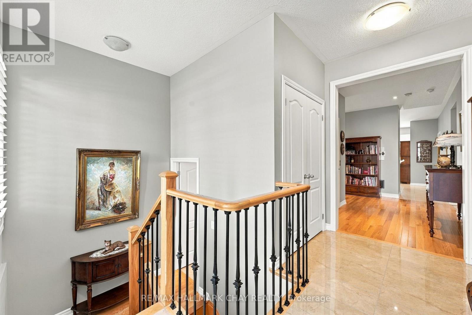 171 Gold Park Gate Property Photo 16