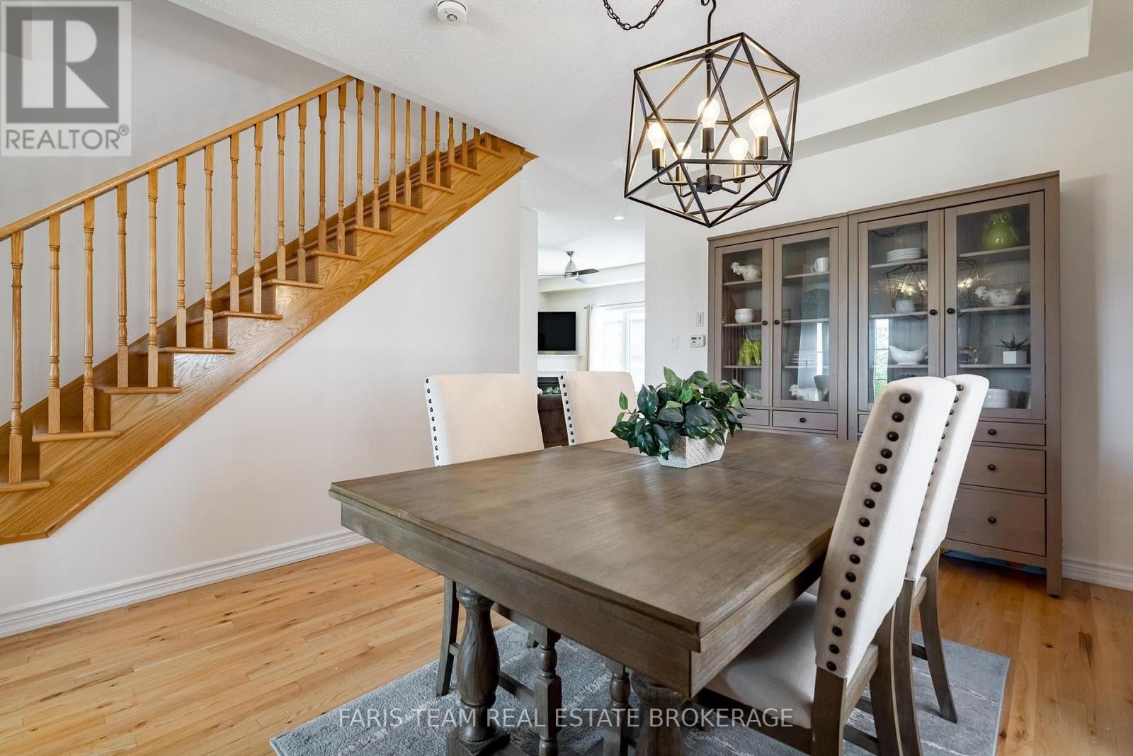 1110 Wharram Way Property Photo 11