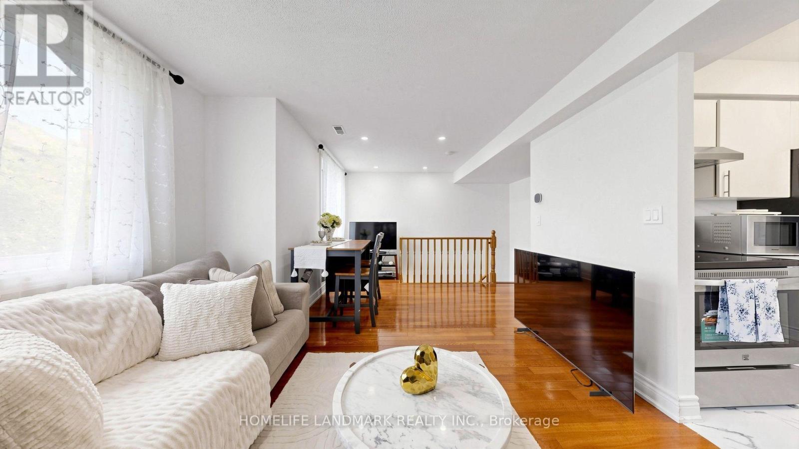 318 - 75 Weldrick Road E Property Photo 12