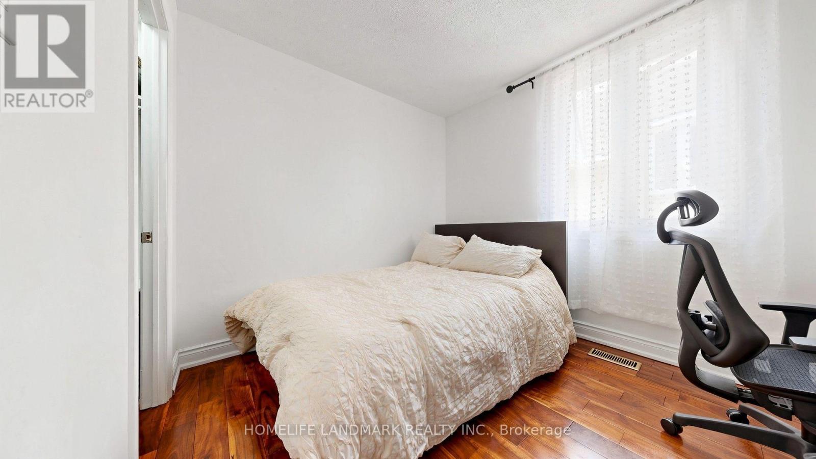 318 - 75 Weldrick Road E Property Photo 23