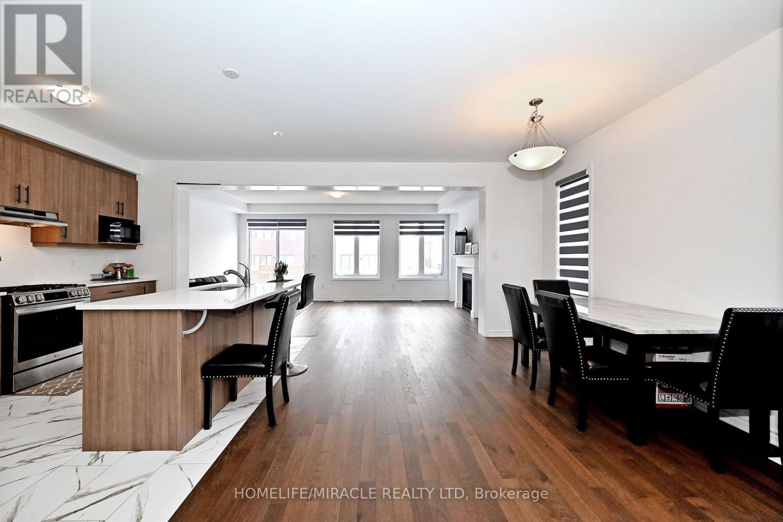 689 Mika Street Property Photo 5