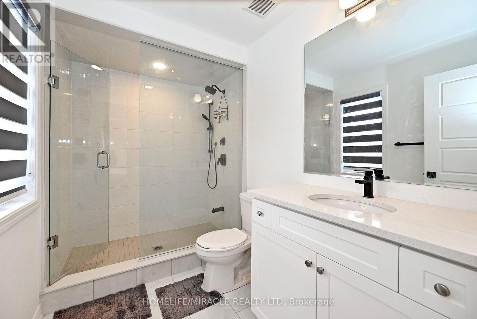 689 Mika Street Property Photo 33