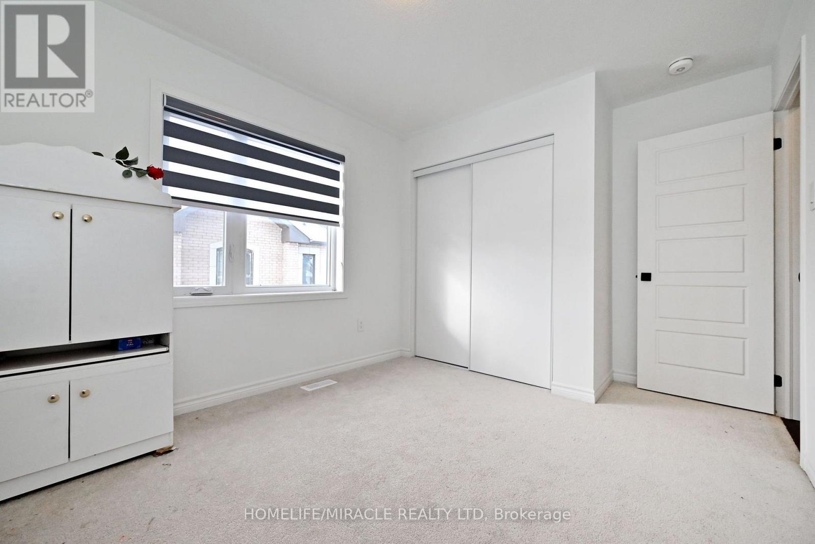 689 Mika Street Property Photo 38