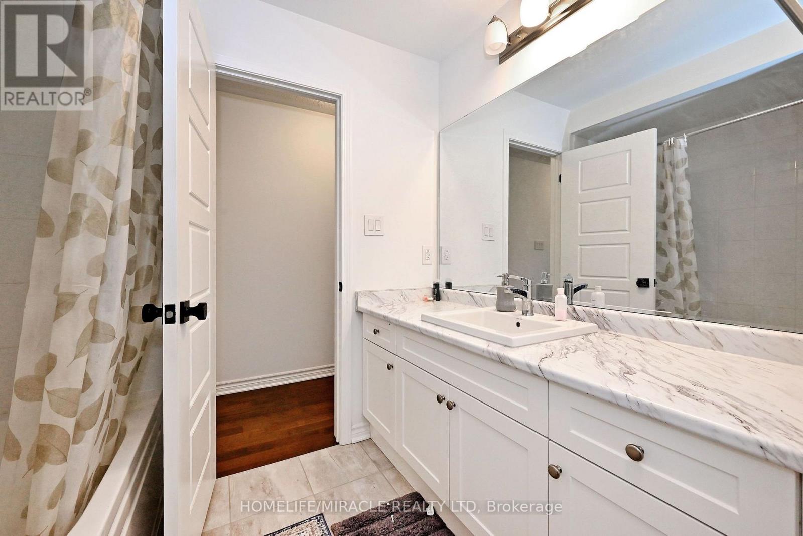 689 Mika Street Property Photo 44