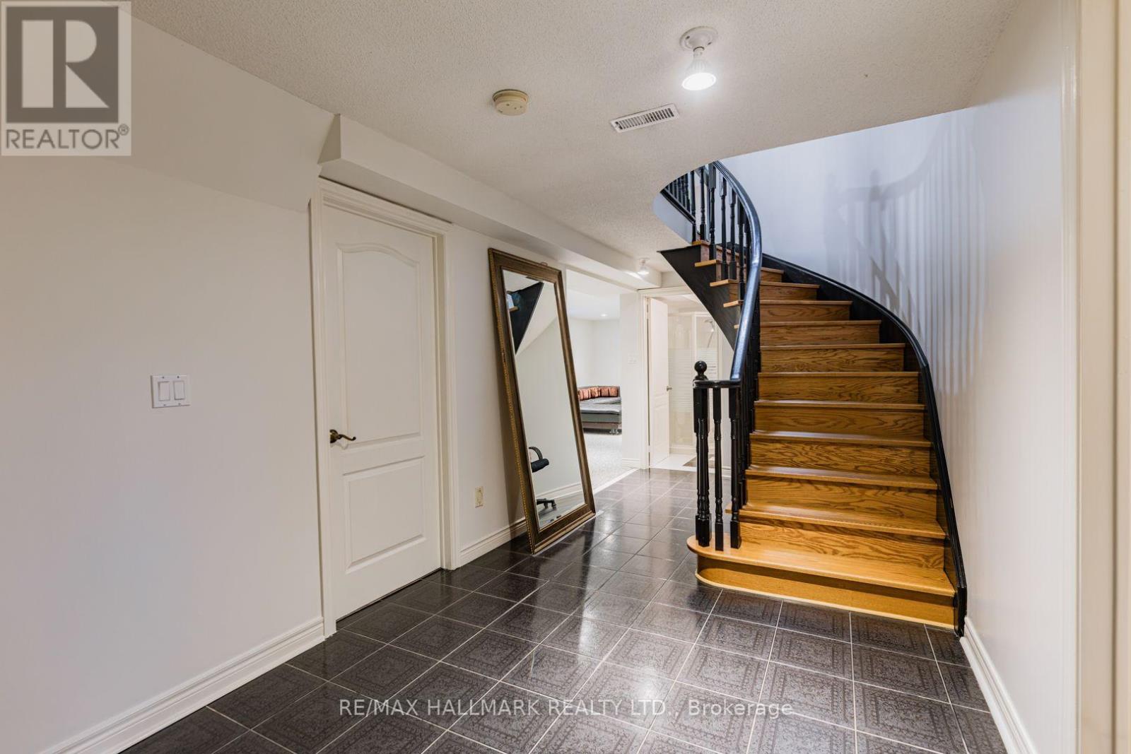 106 Larratt Lane Property Photo 42