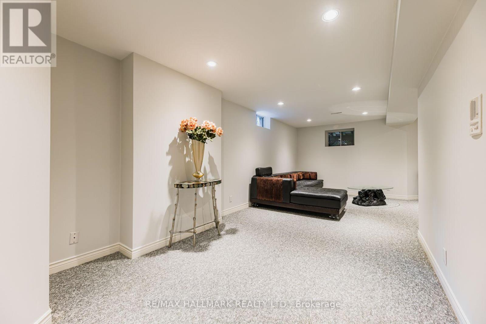106 Larratt Lane Property Photo 43