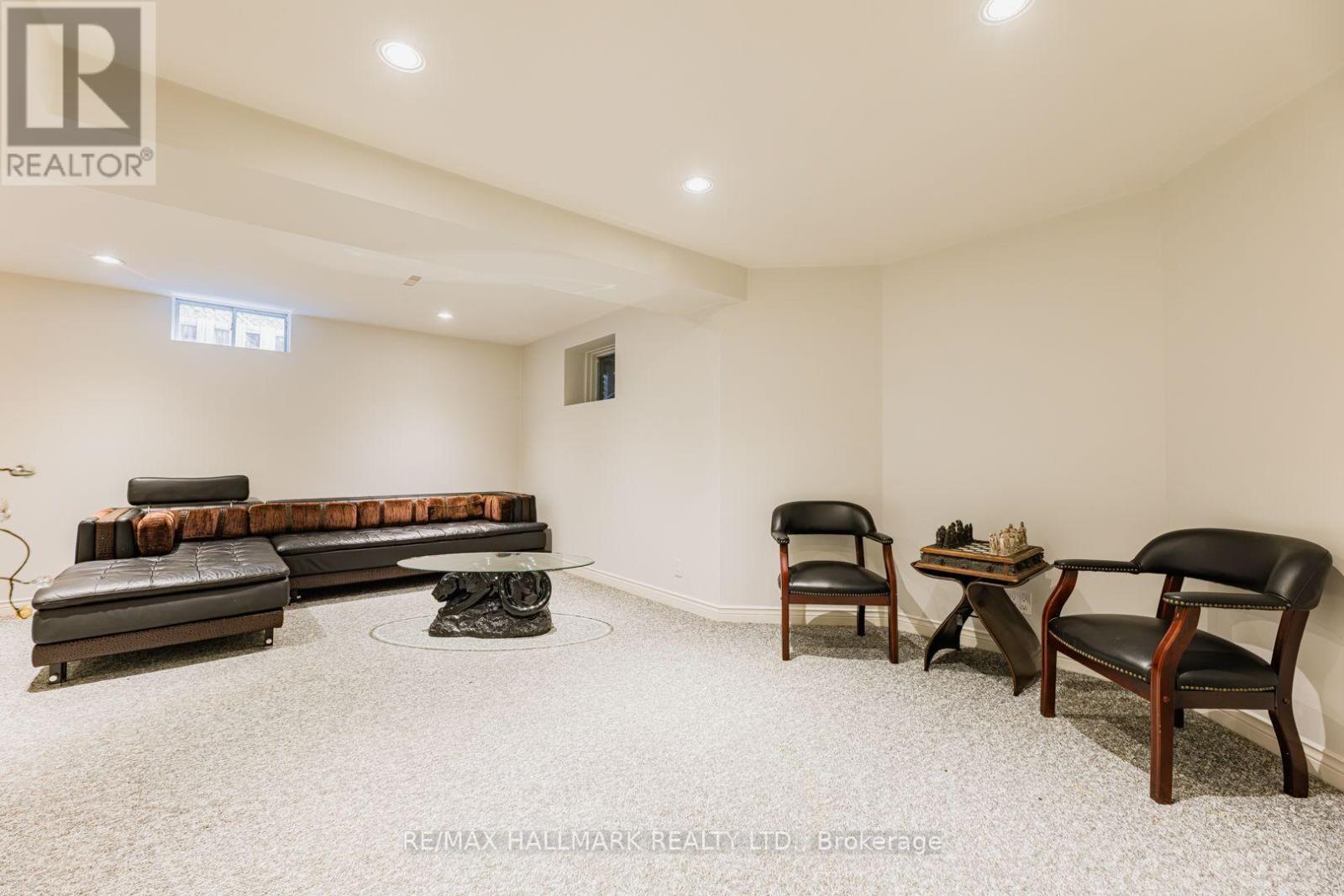106 Larratt Lane Property Photo 45