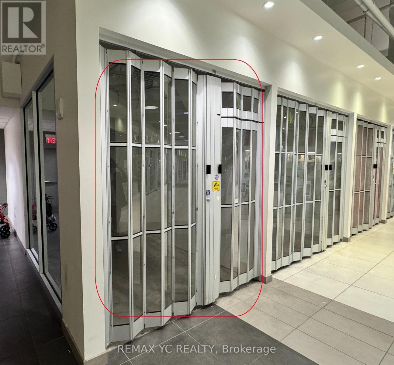 132 - 7181 YONGE STREET Property Photo 1