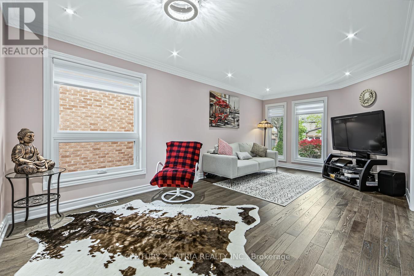 39 Chiswick Crescent Property Photo 7