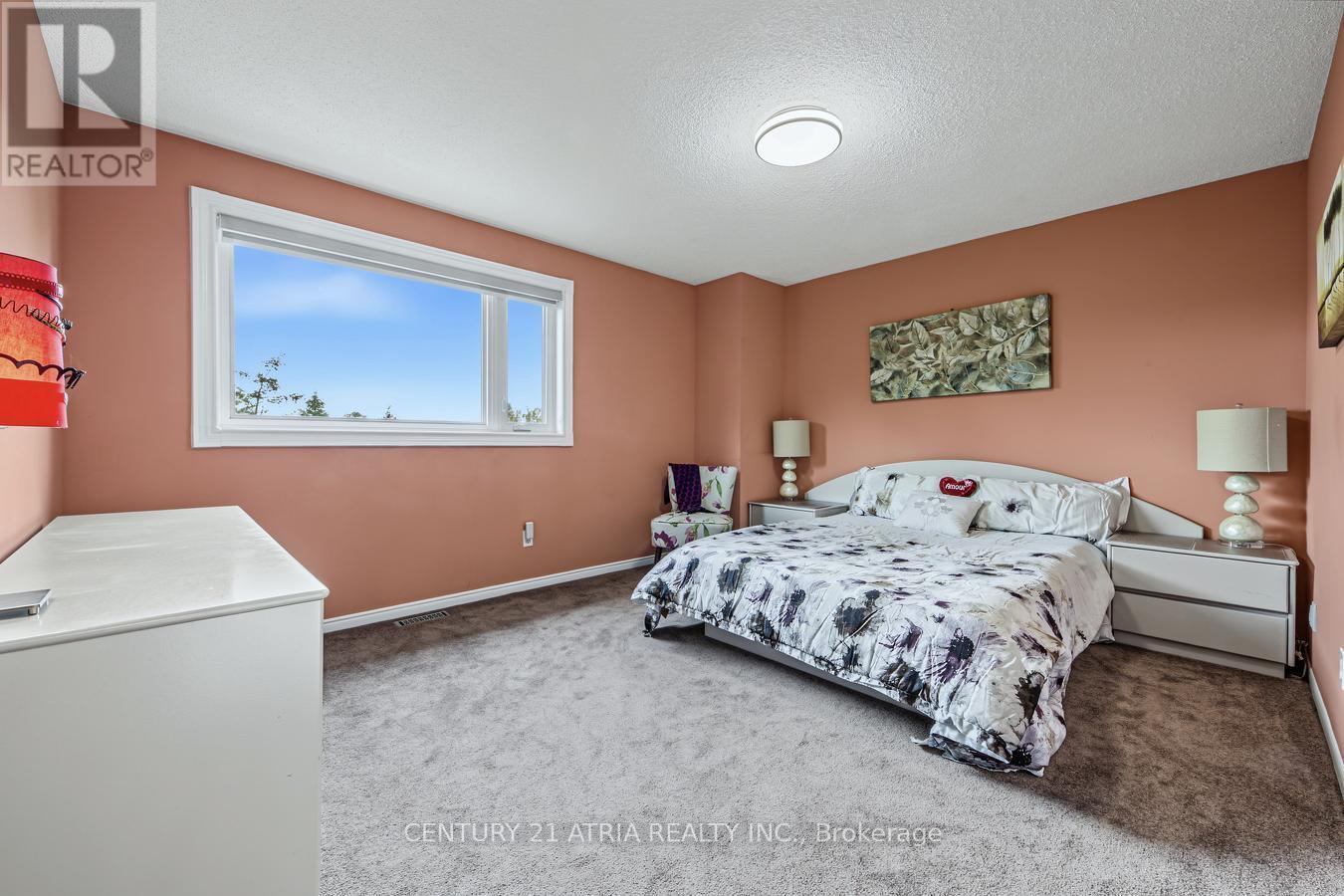 39 Chiswick Crescent Property Photo 20