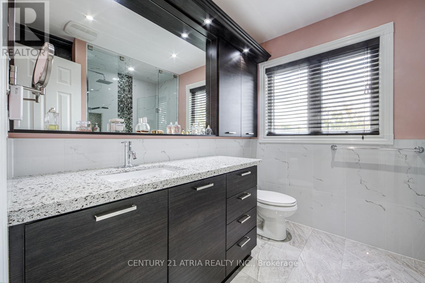 39 Chiswick Crescent Property Photo 22