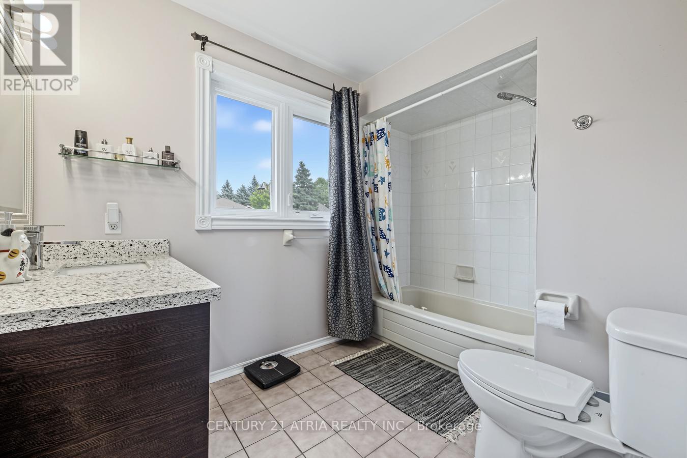 39 Chiswick Crescent Property Photo 27